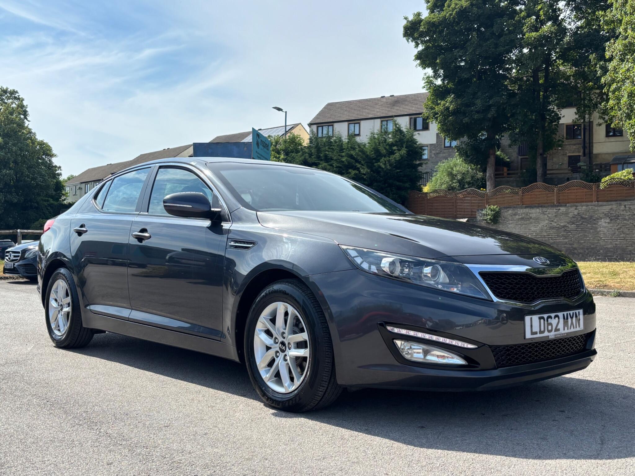 Kia Optima view 3
