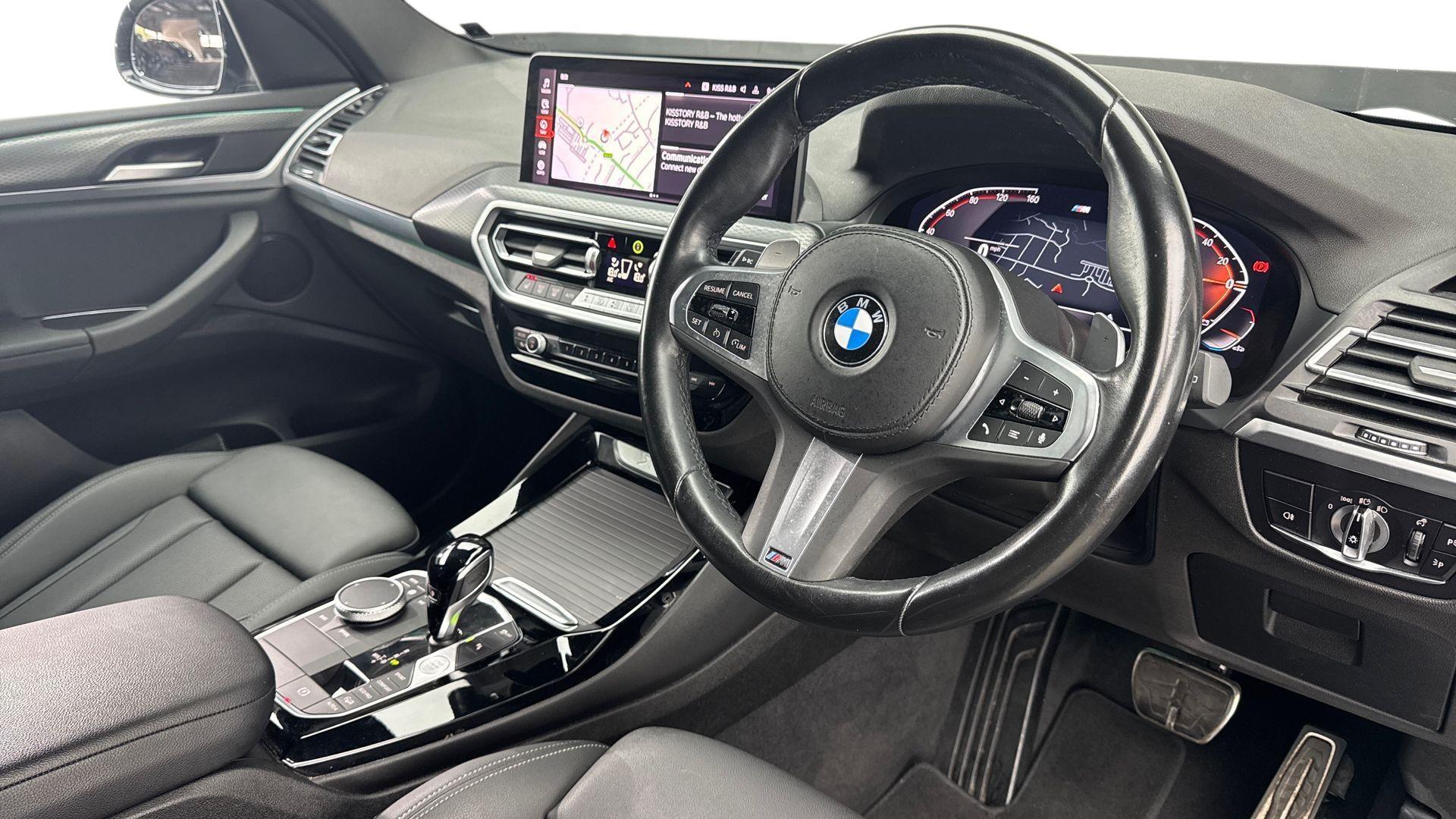 BMW X3 view 6