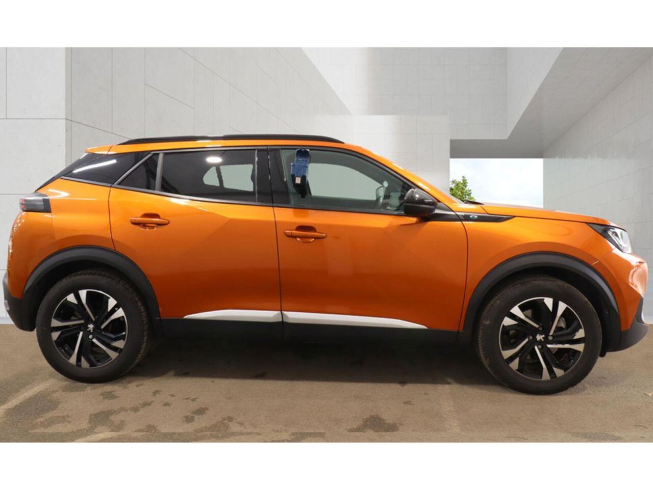 Peugeot E-2008 view 5