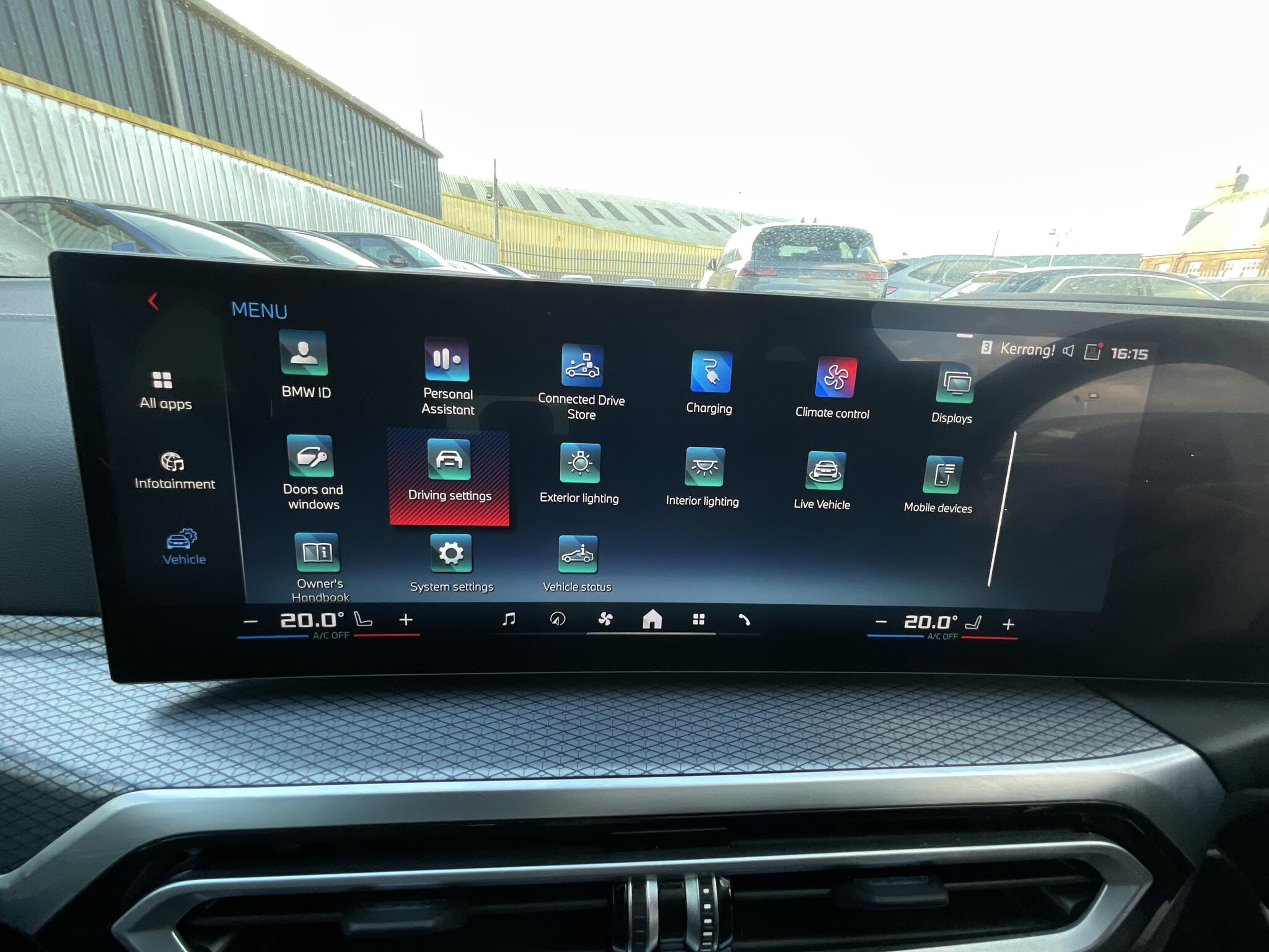 BMW i4 view 31
