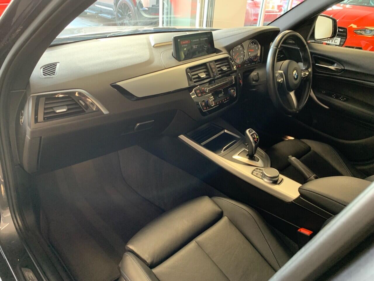 BMW 1 Series view 31