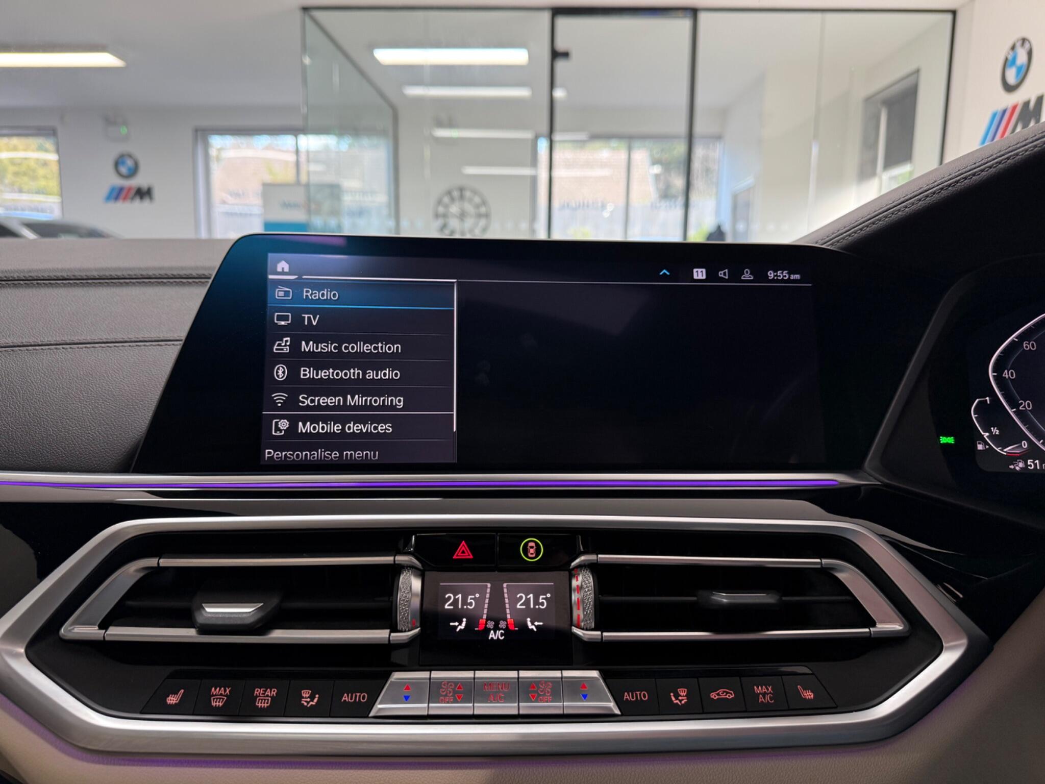 BMW X5 view 34