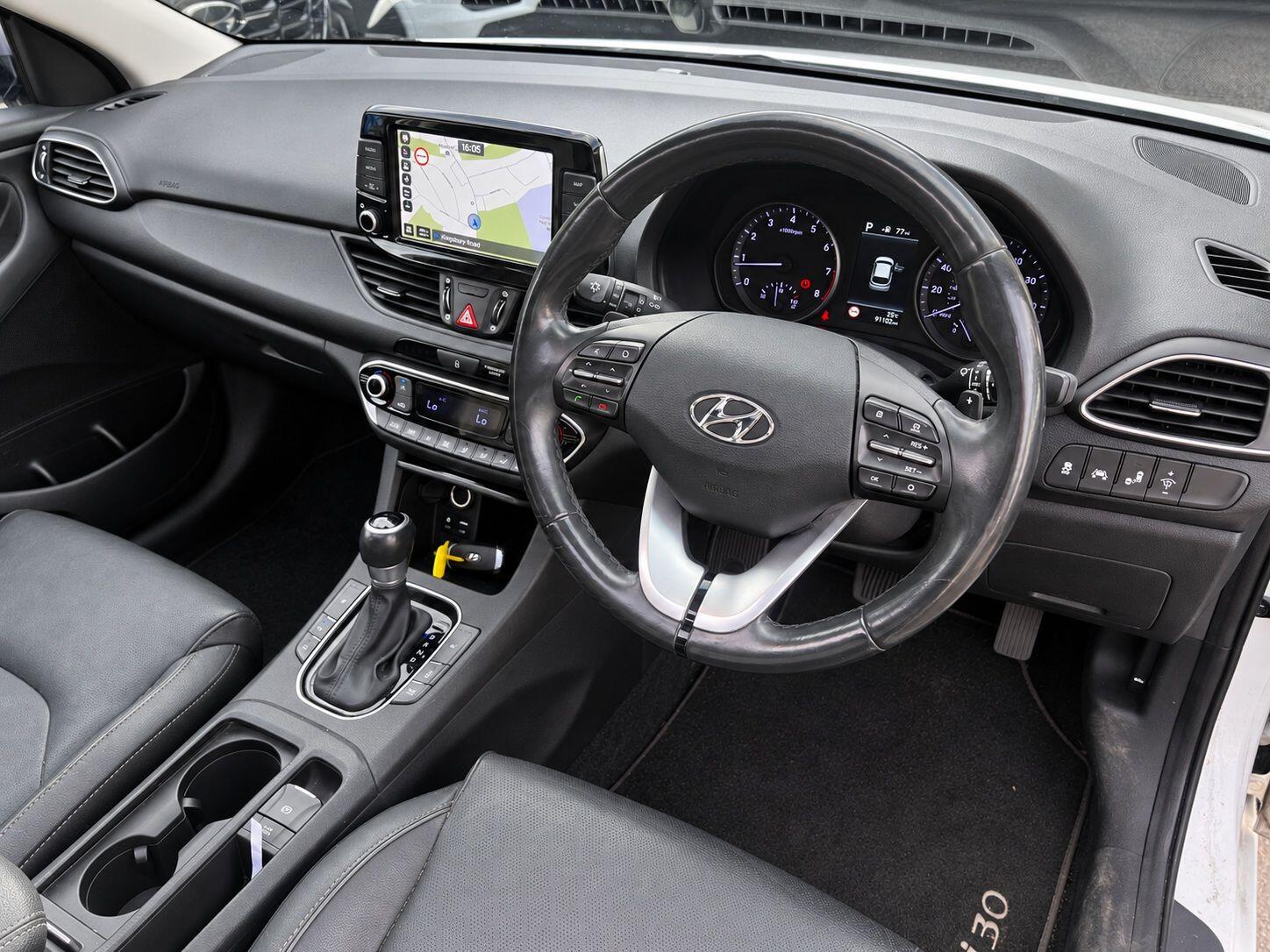 Hyundai I30 view 18