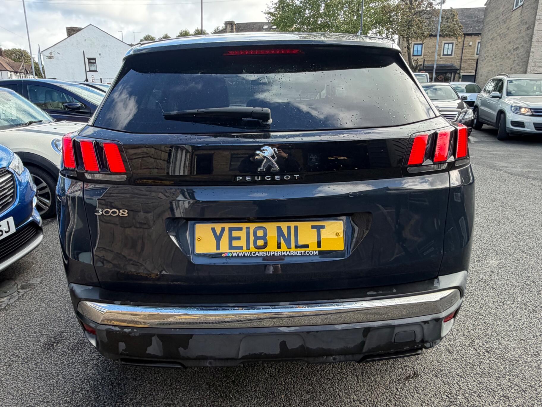 Peugeot 3008 view 7