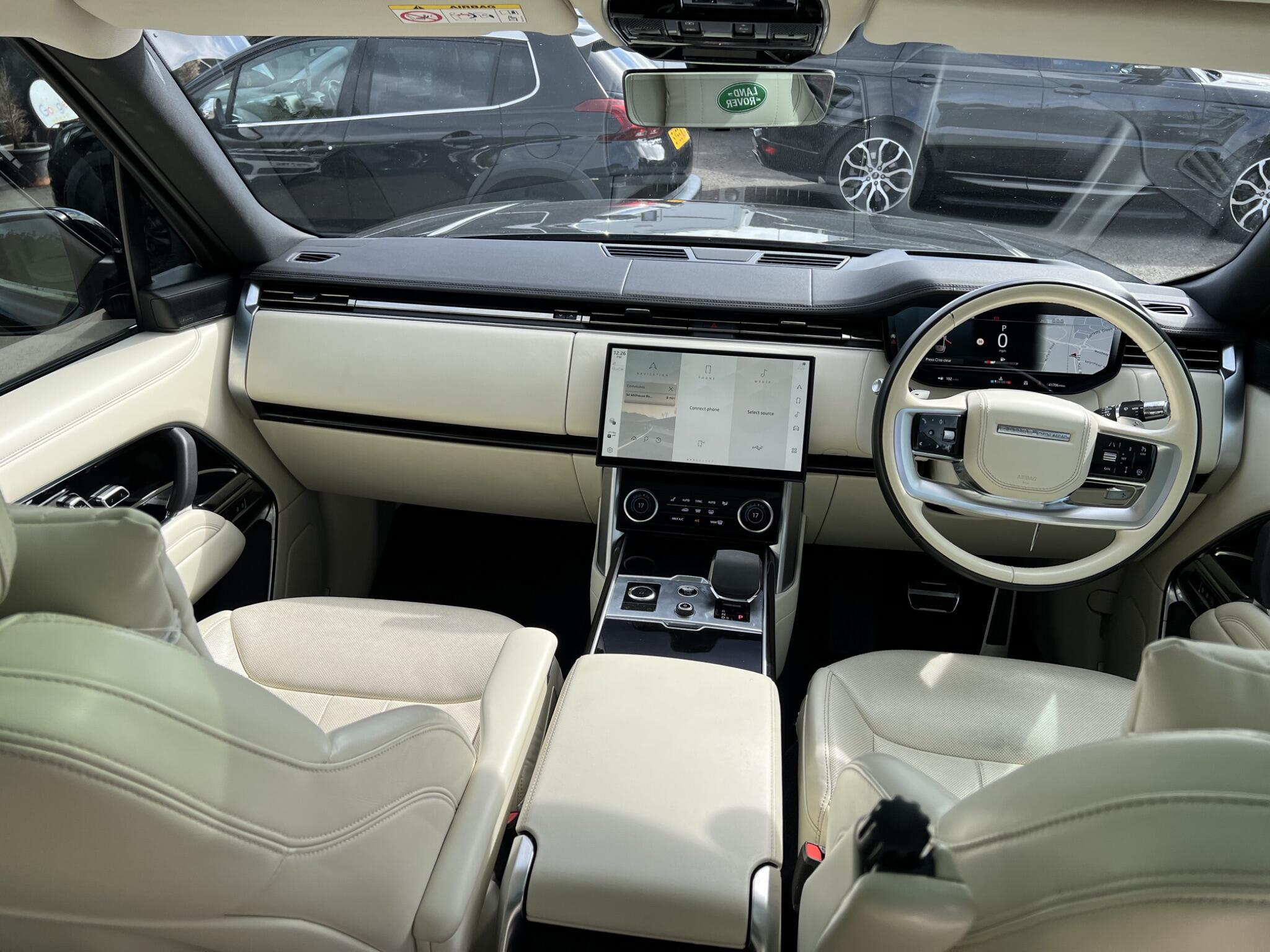 Land Rover Range Rover view 29