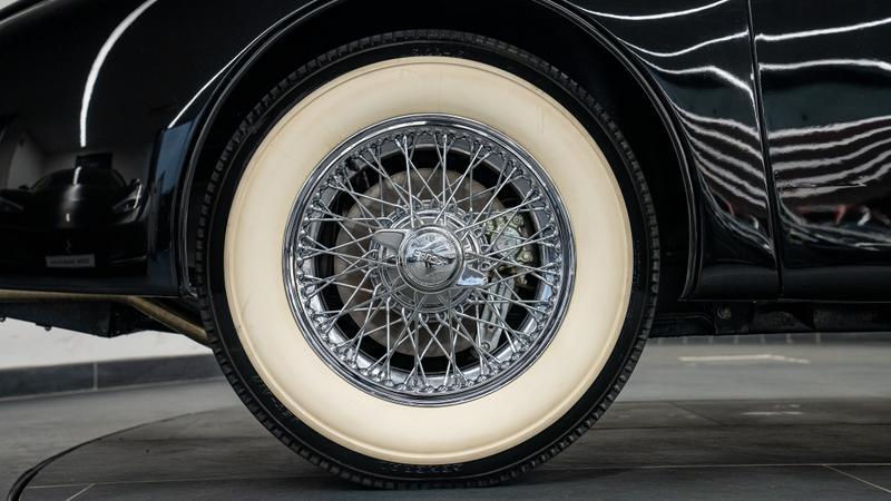 Jaguar XK150 view 26