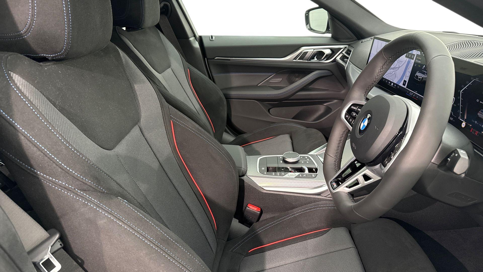 BMW 4 Series view 11