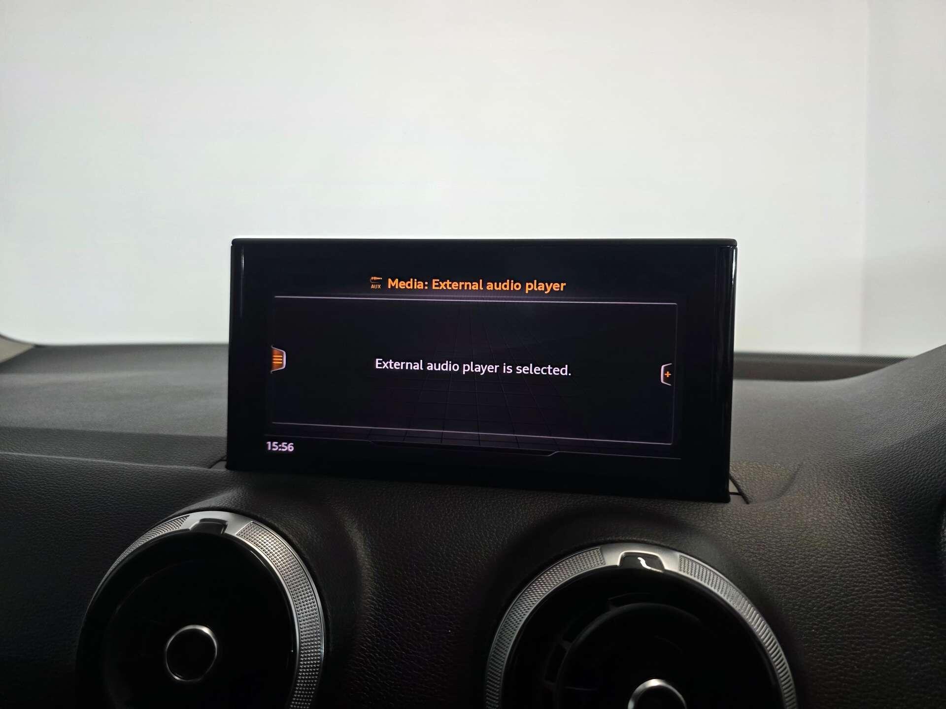 Audi Q2 view 31