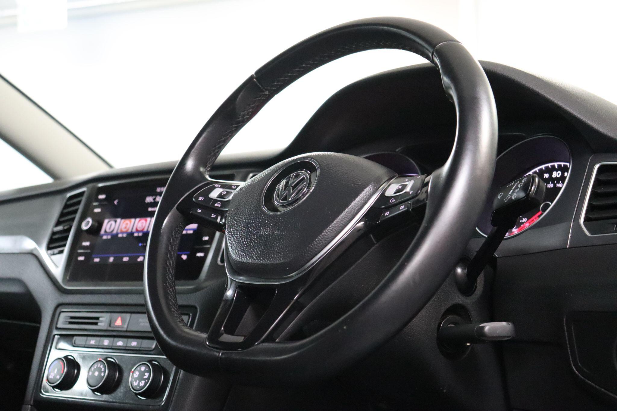 Volkswagen Golf SV view 12