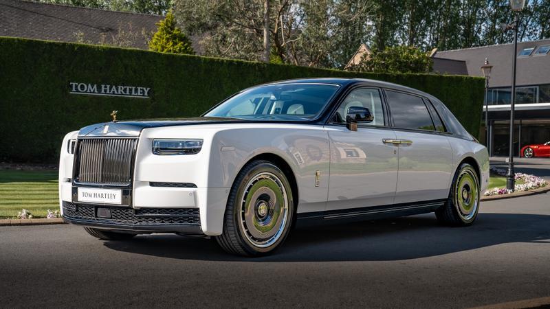 Rolls-Royce Phantom view 32