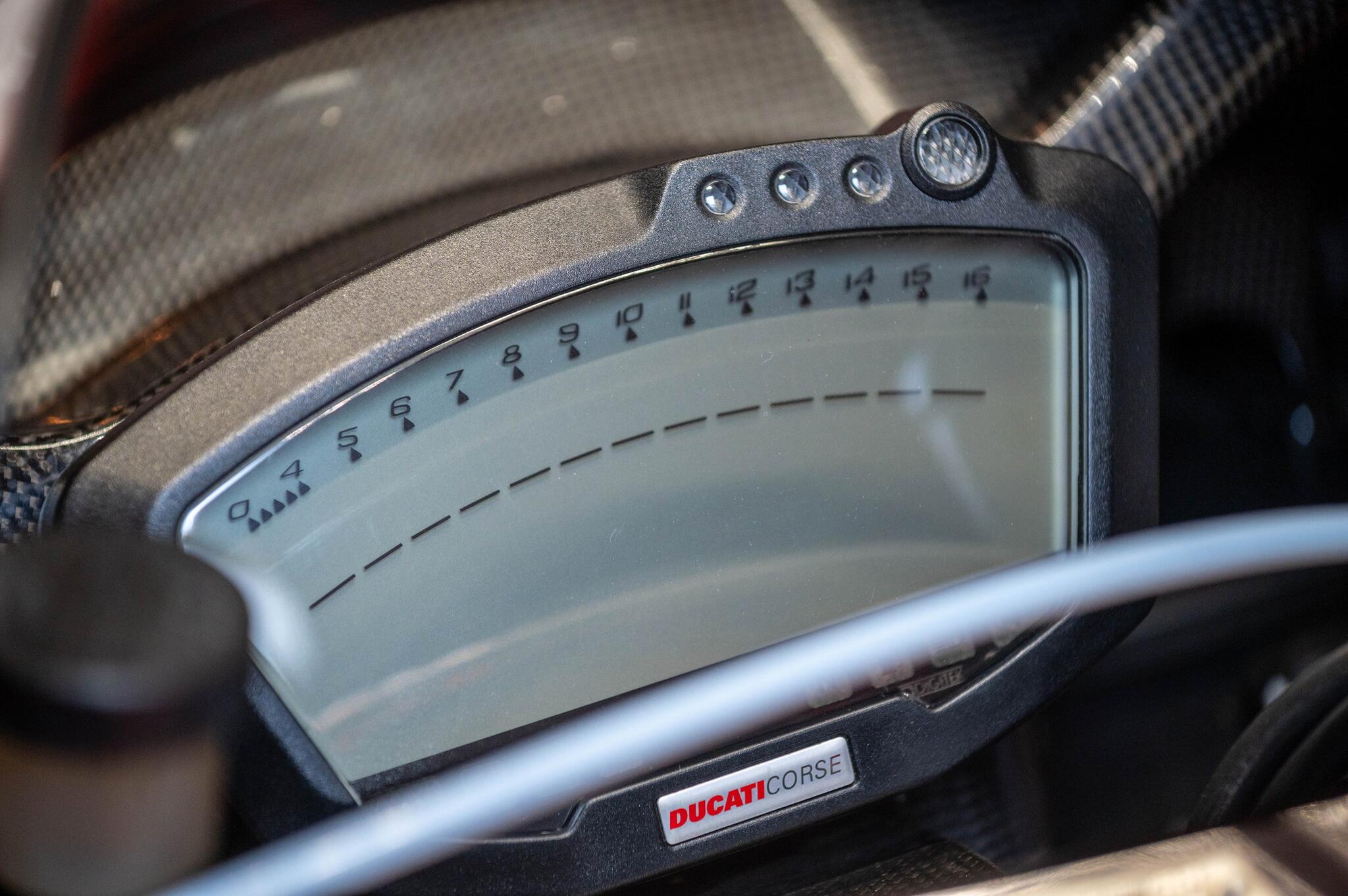 Ducati Desmosedici RR view 17