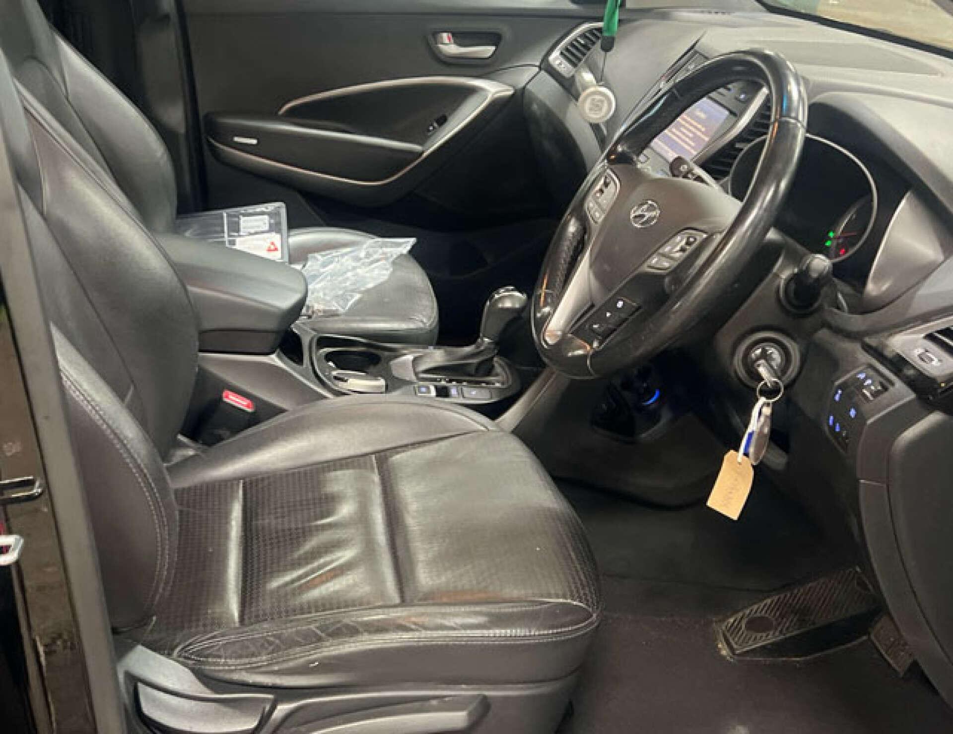 Hyundai Santa Fe view 4