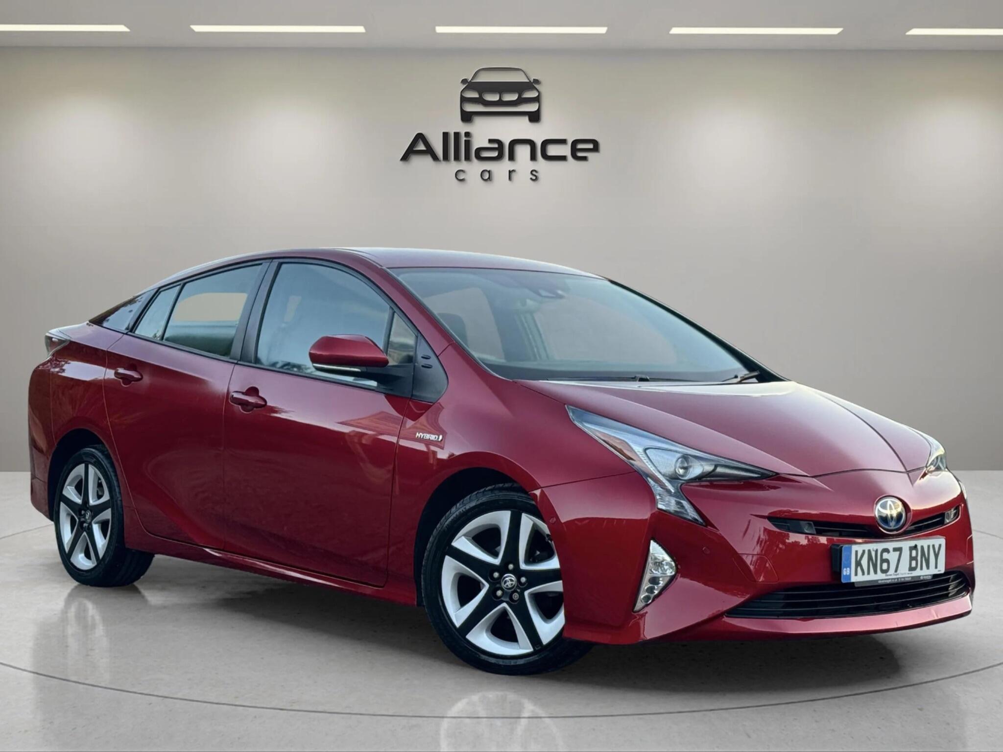 Toyota Prius view 16