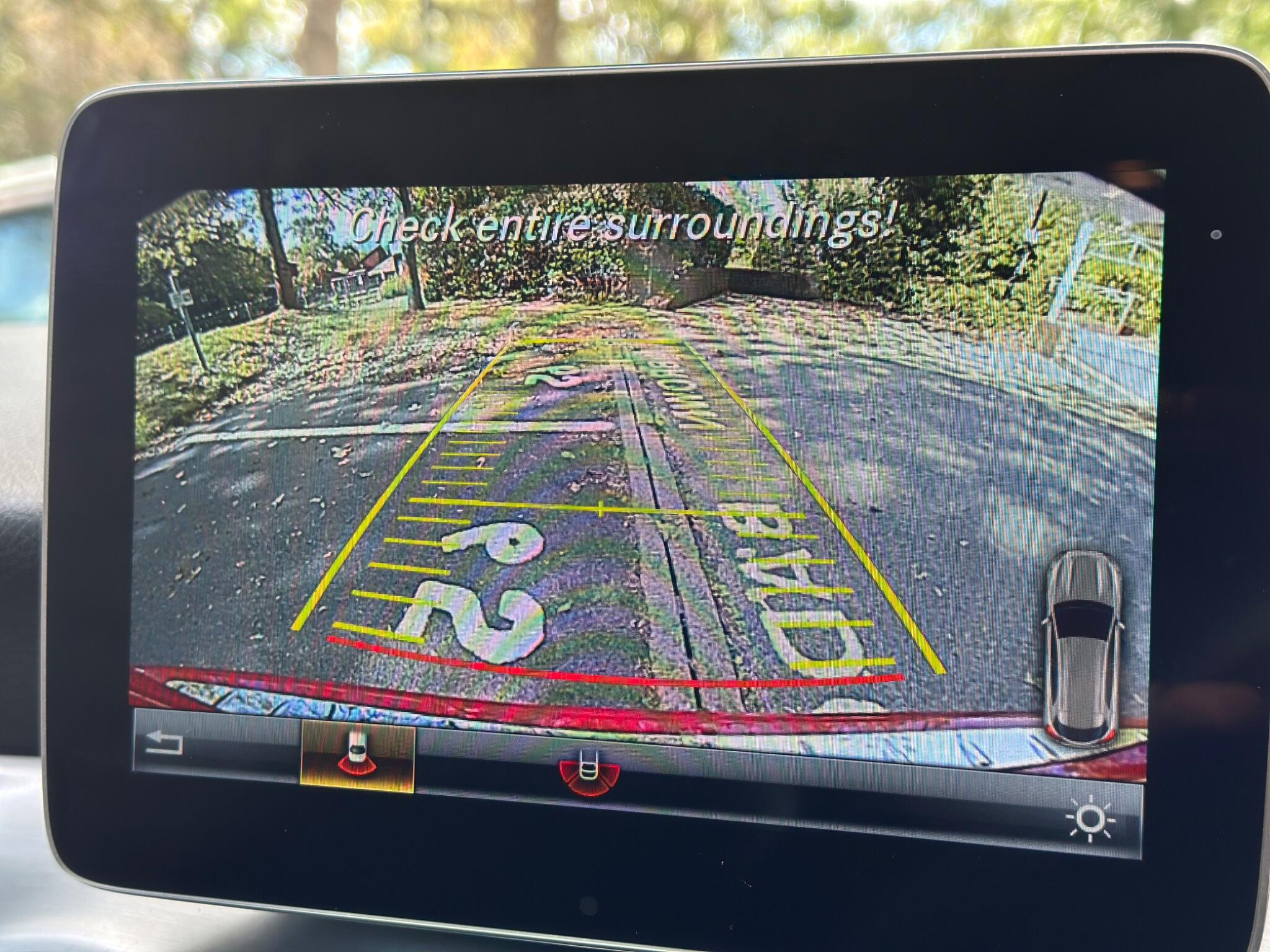 Mercedes-Benz Gla view 24