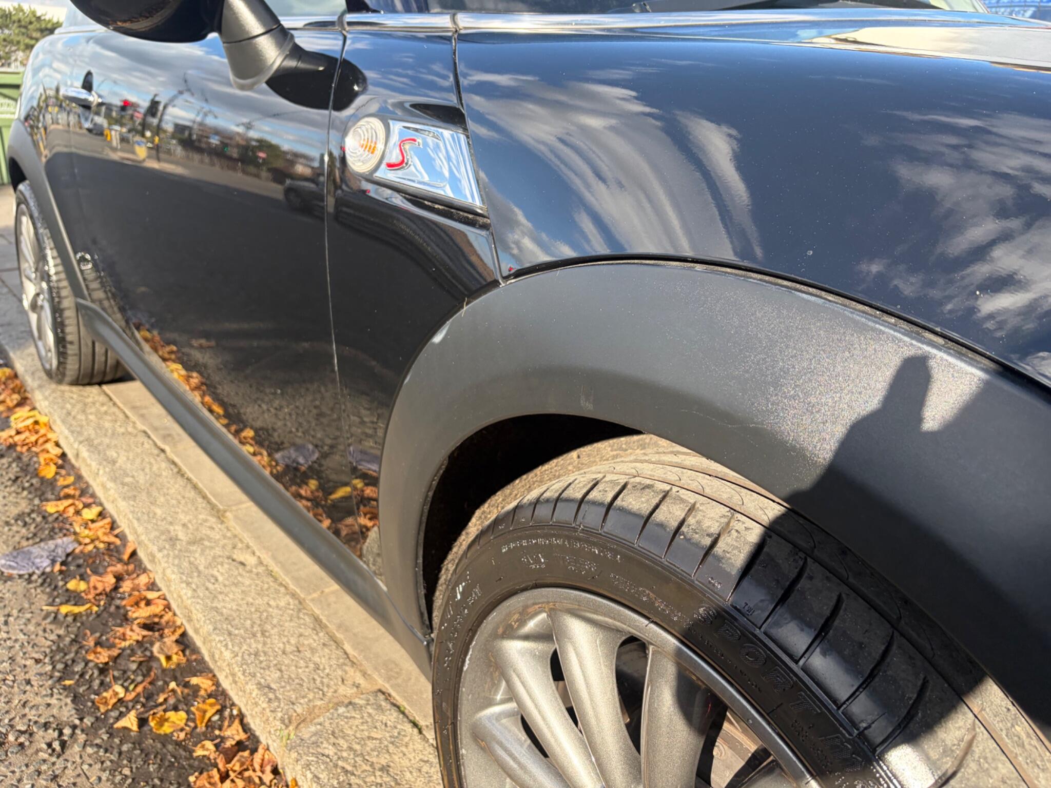 Mini Hatch view 20