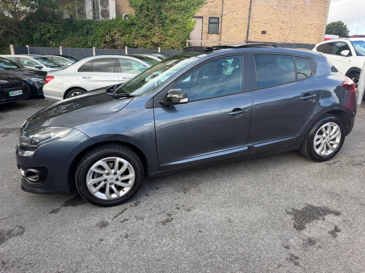 Renault Megane view 35