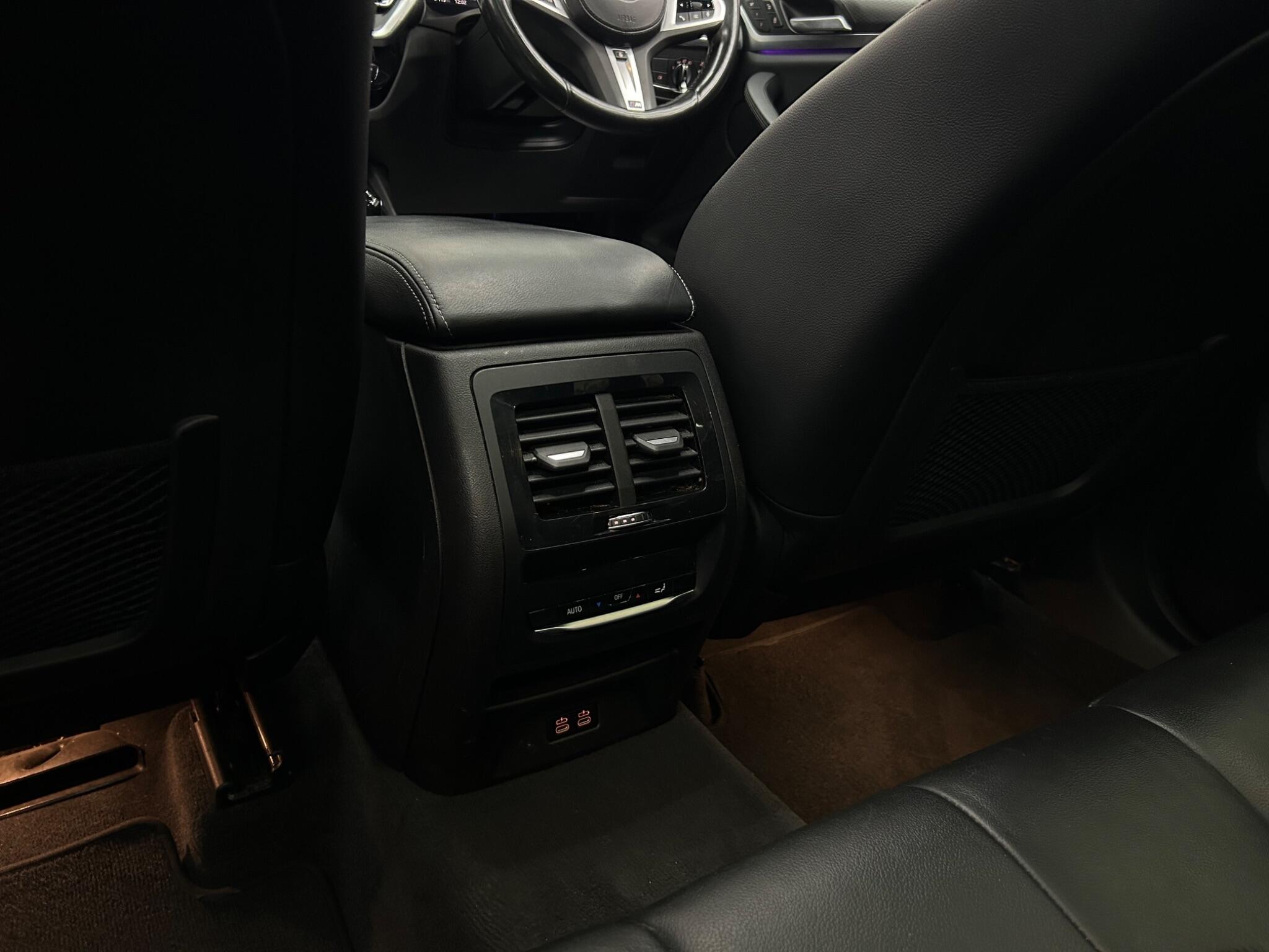 BMW X3 view 26
