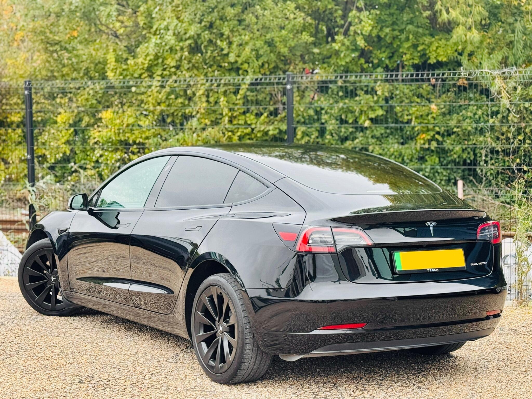 Tesla Model 3 view 25
