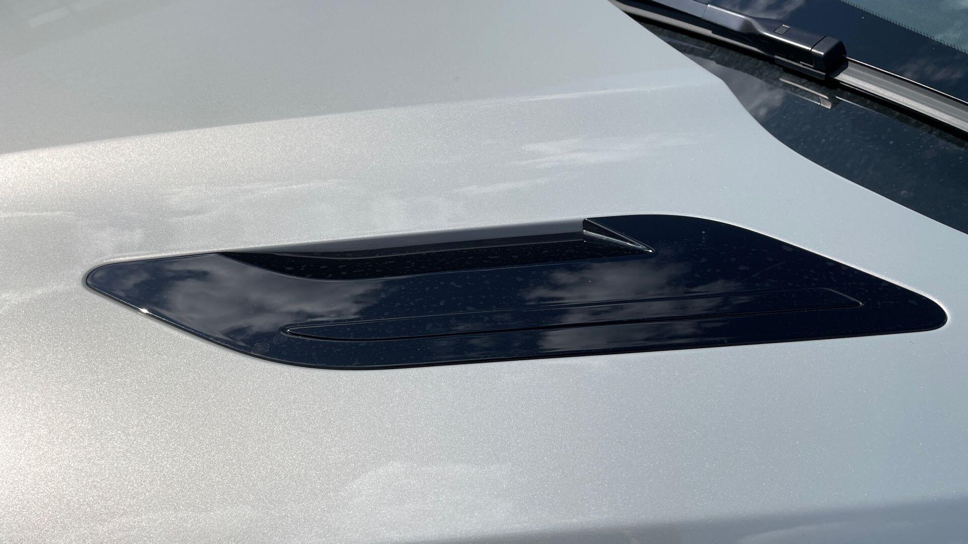 Land Rover Range Rover Evoque view 28