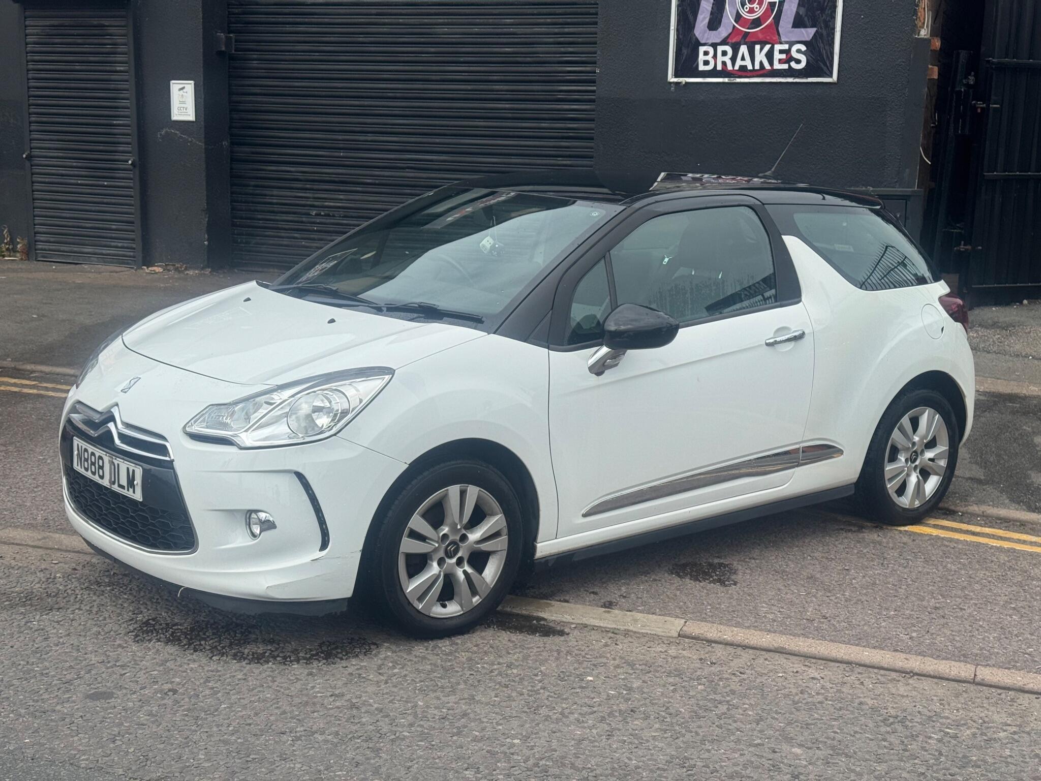 Citroen DS3 view 4
