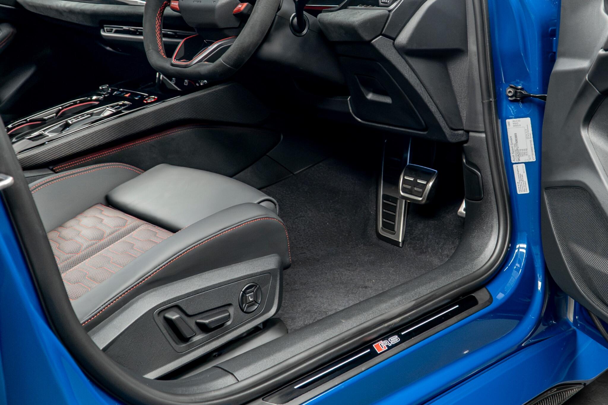 Audi RS5 view 43