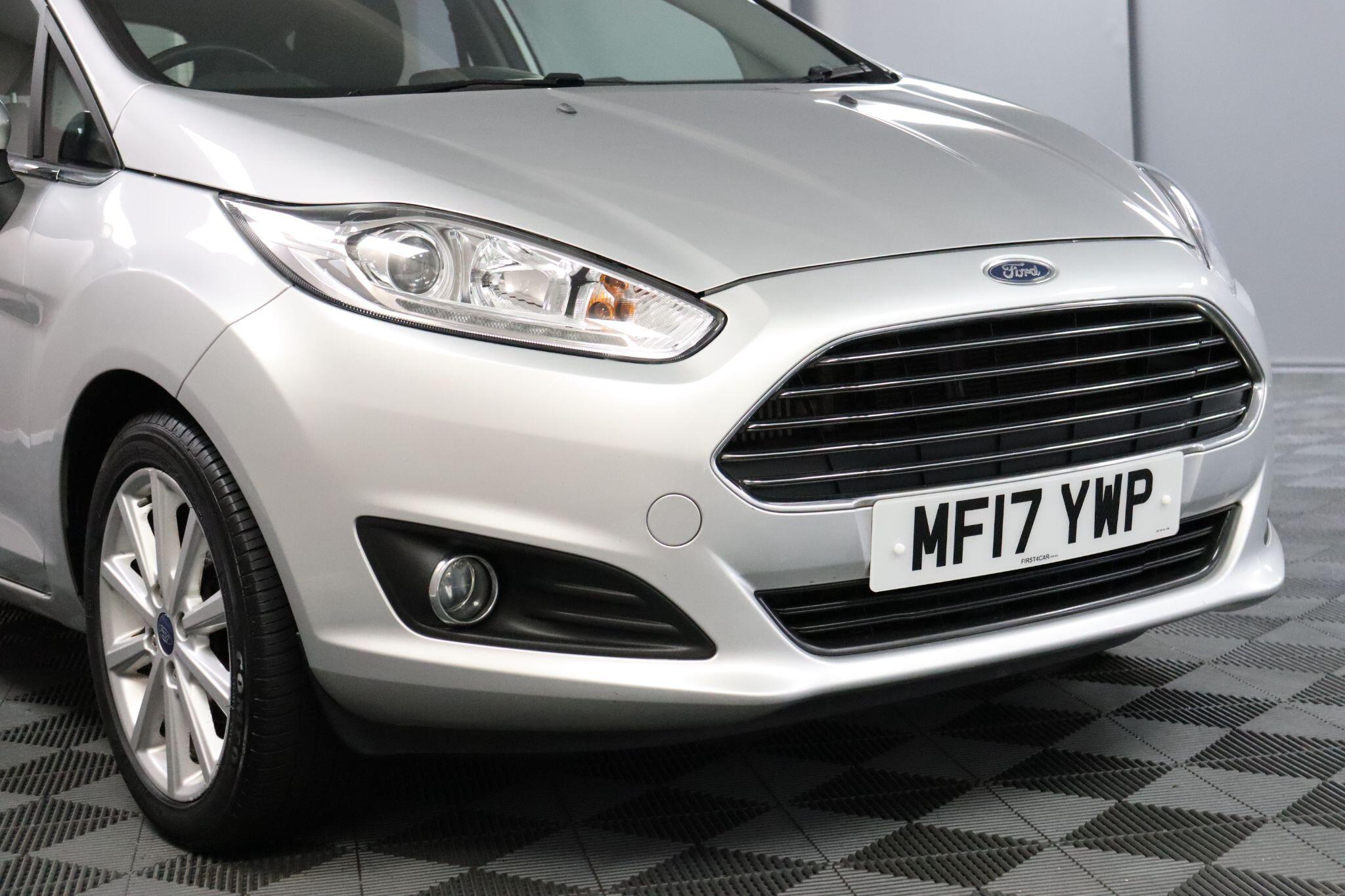 Ford Fiesta view 24