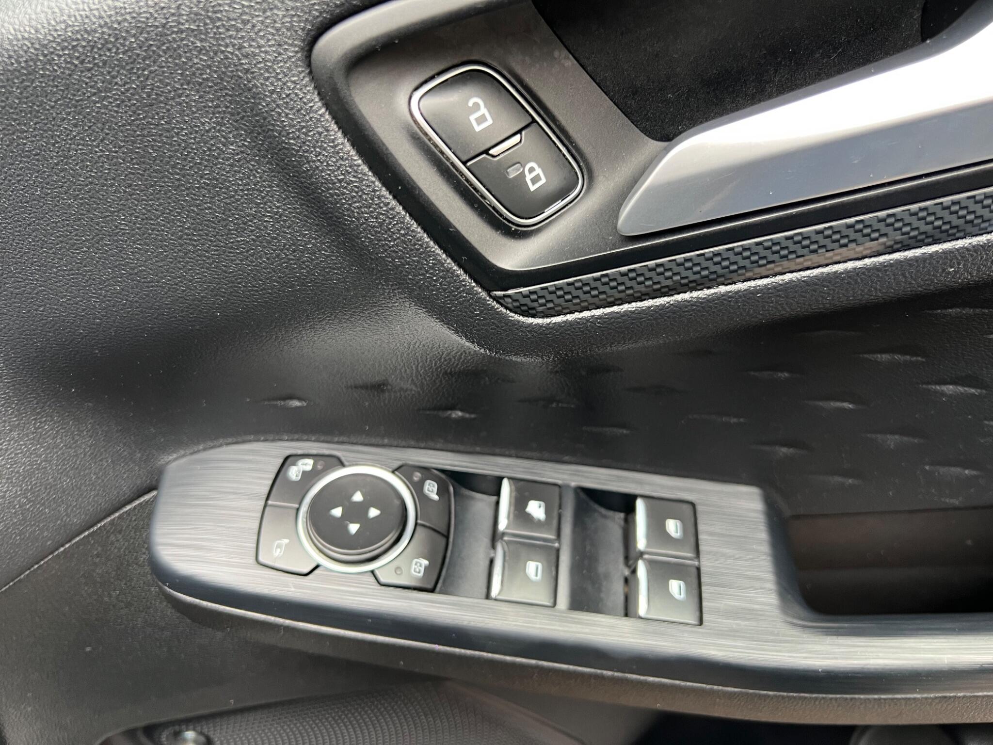 Ford Kuga view 32