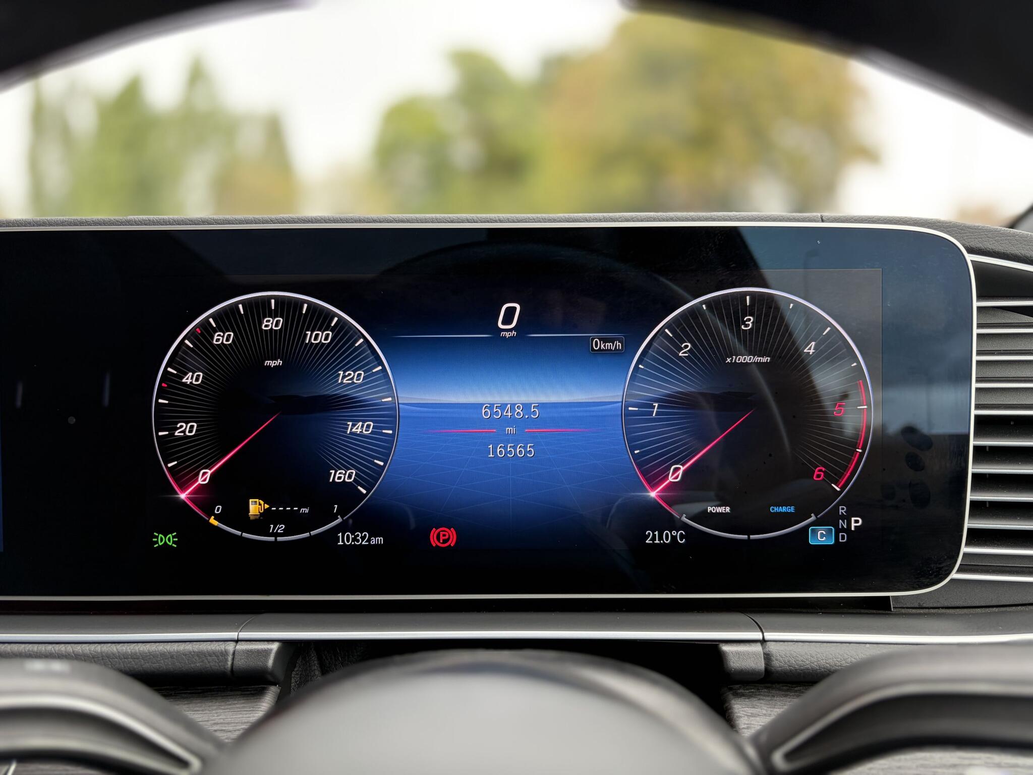 Mercedes-Benz Gle view 22