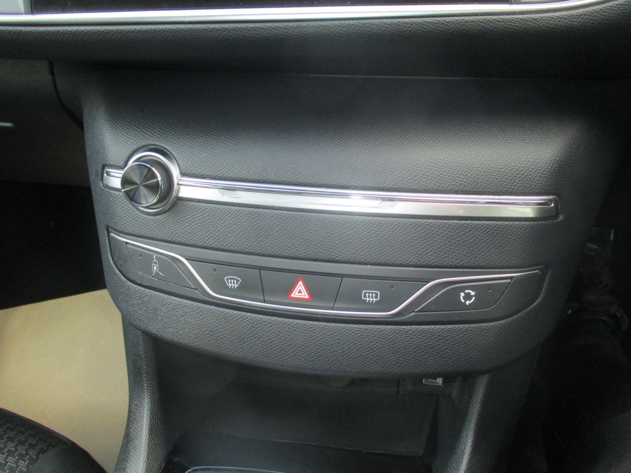 Peugeot 308 SW view 35