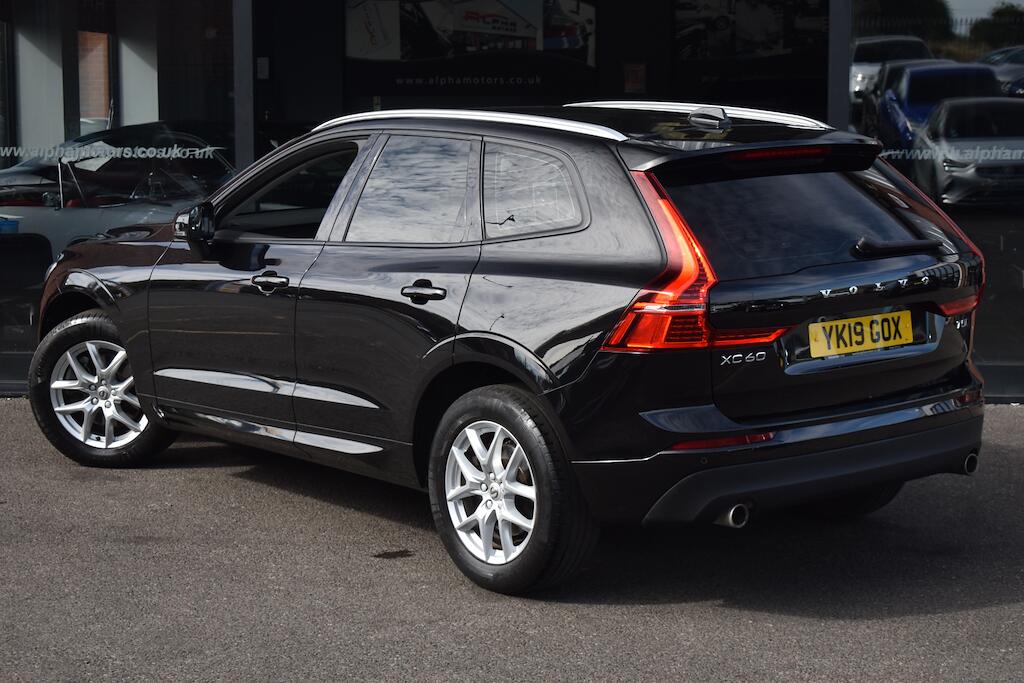 Volvo XC60 view 2