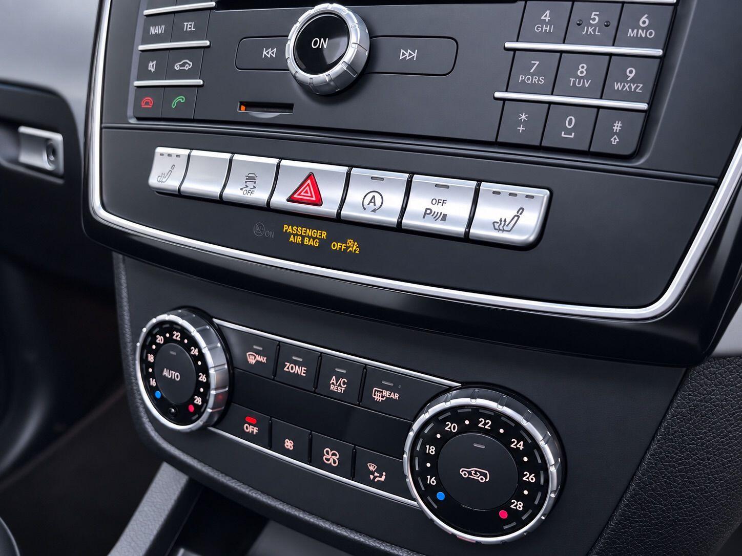 Mercedes-Benz Gle view 28