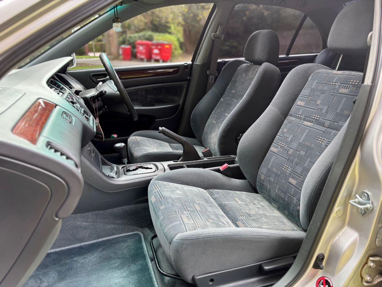 Honda Accord view 7