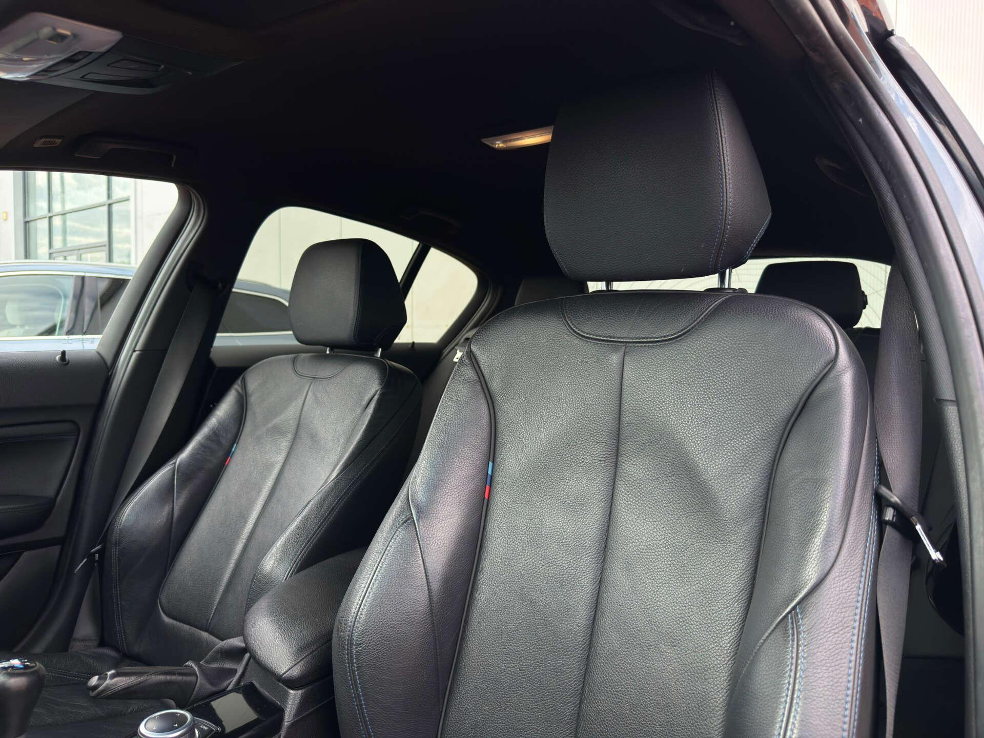 BMW 1 Series view 50