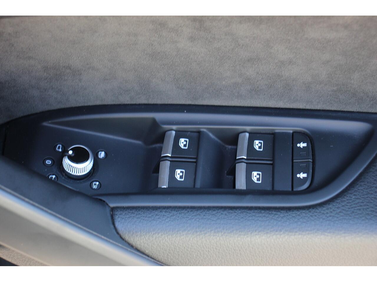 Audi Q5 view 31