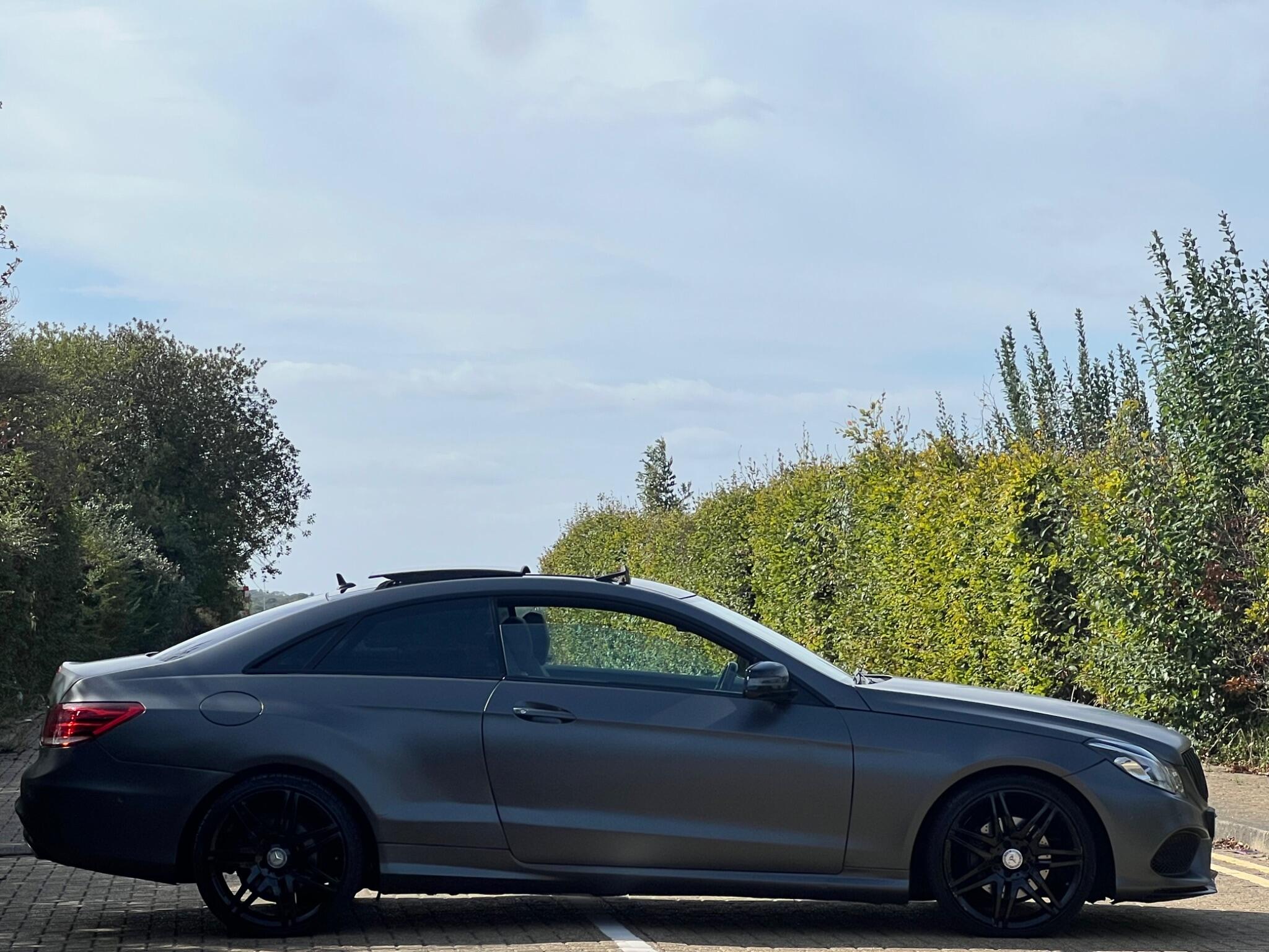 Mercedes-Benz E-Class view 6