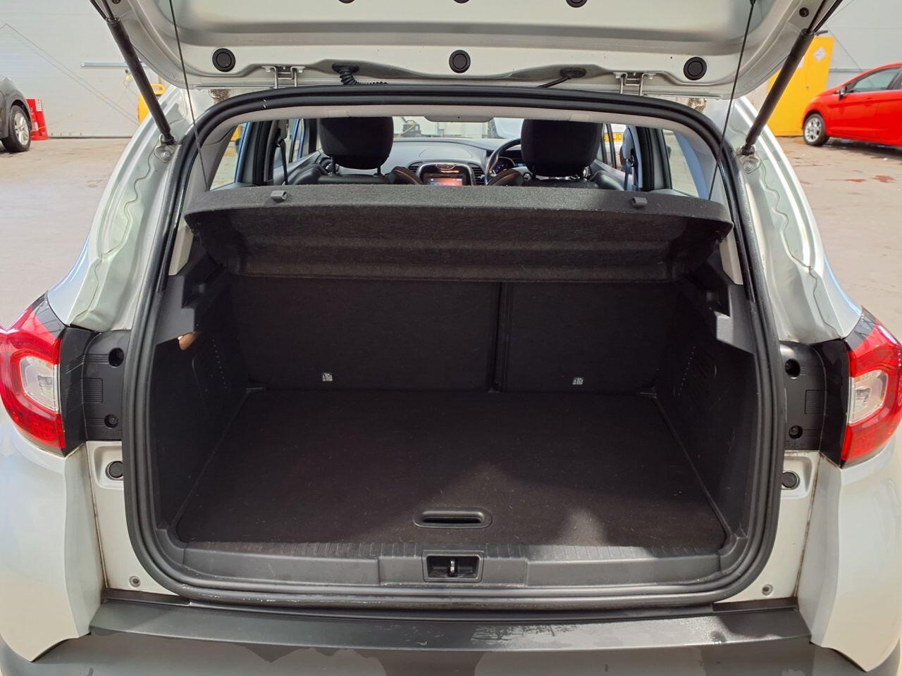 Renault Captur view 12