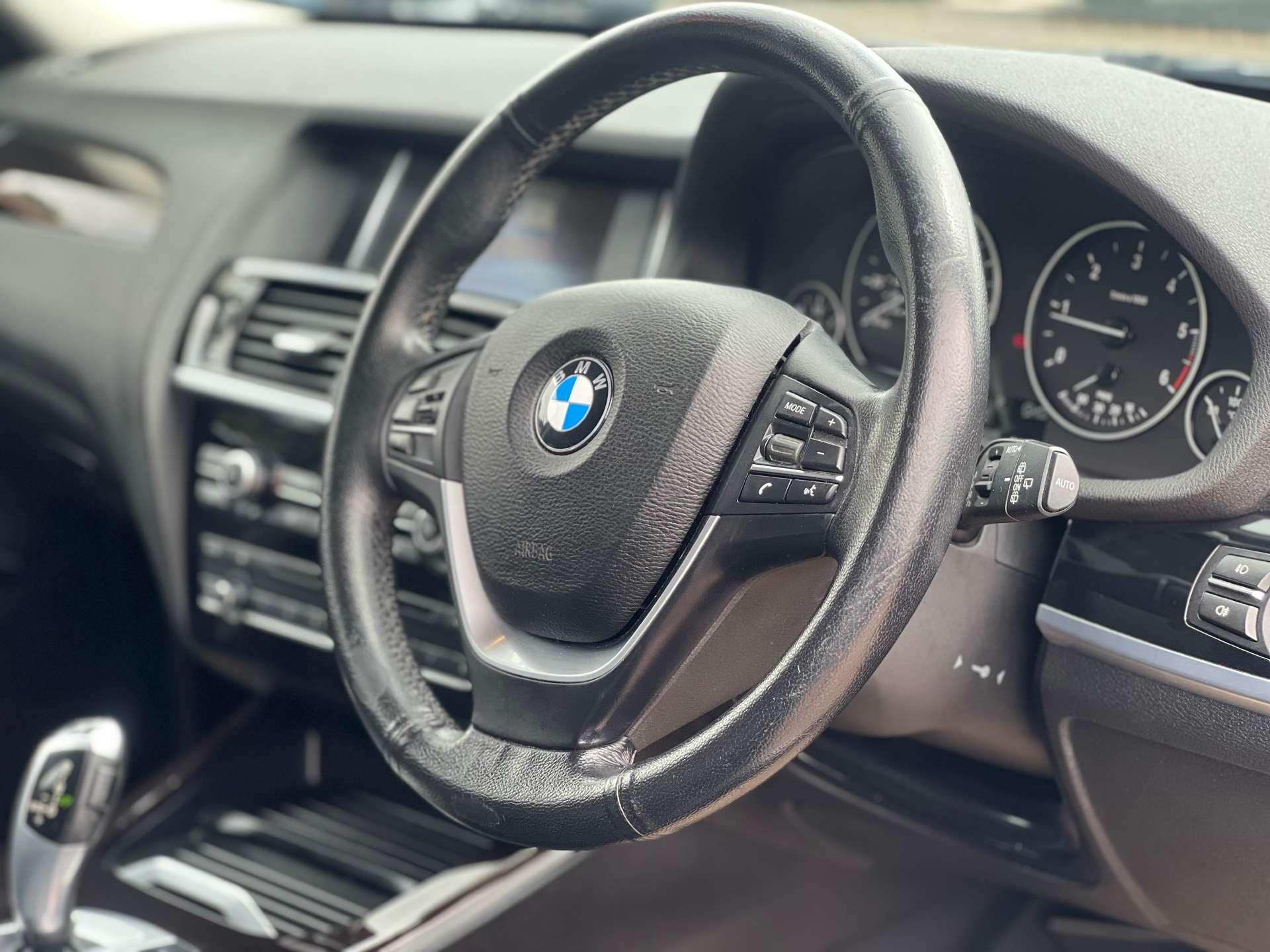 BMW X3 view 20