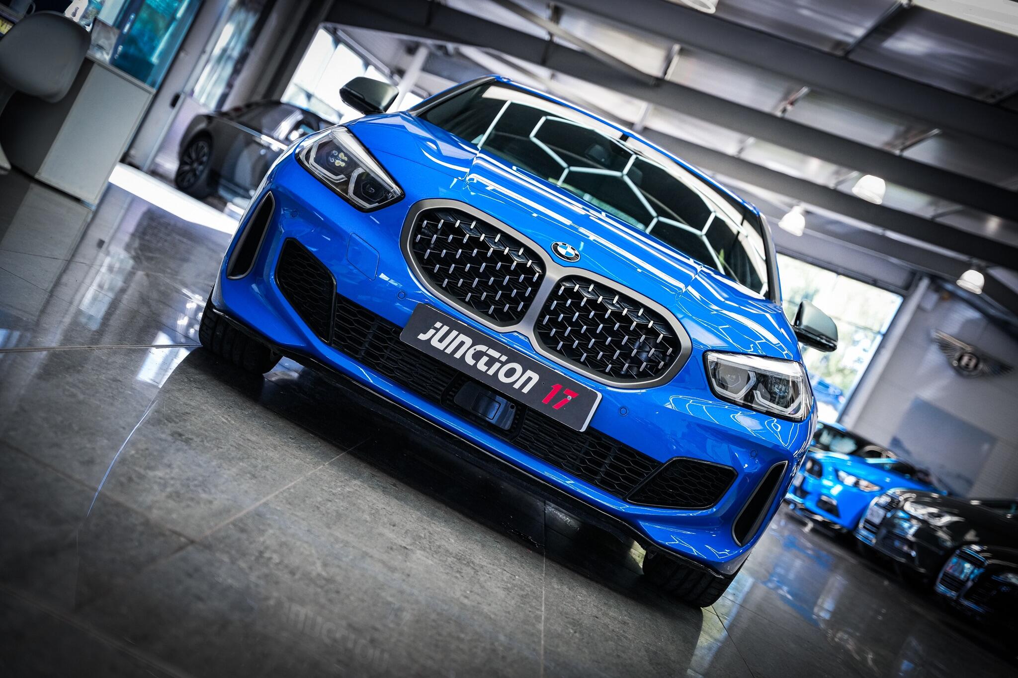 BMW 1 Series view 4