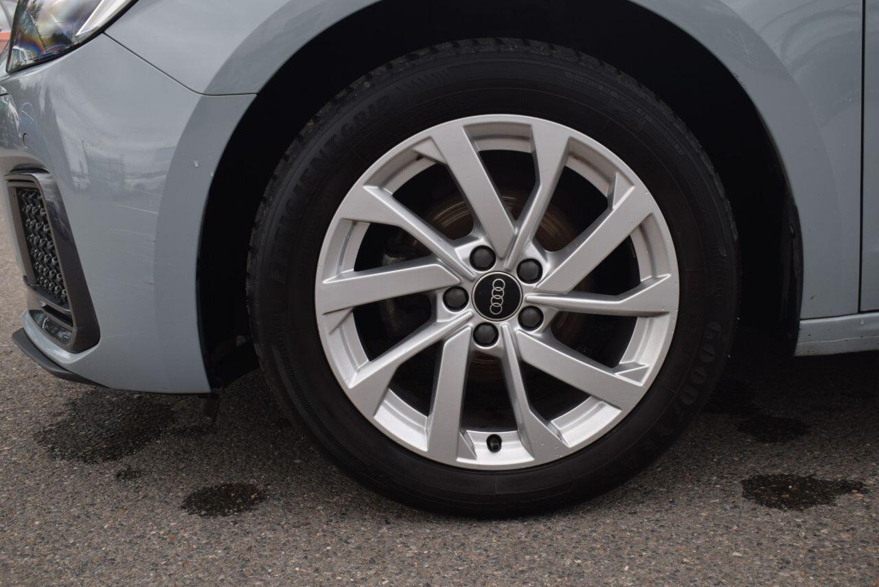 Audi A1 view 13