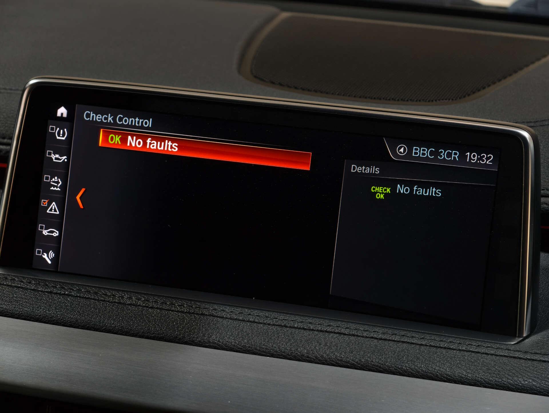 BMW X6 view 53