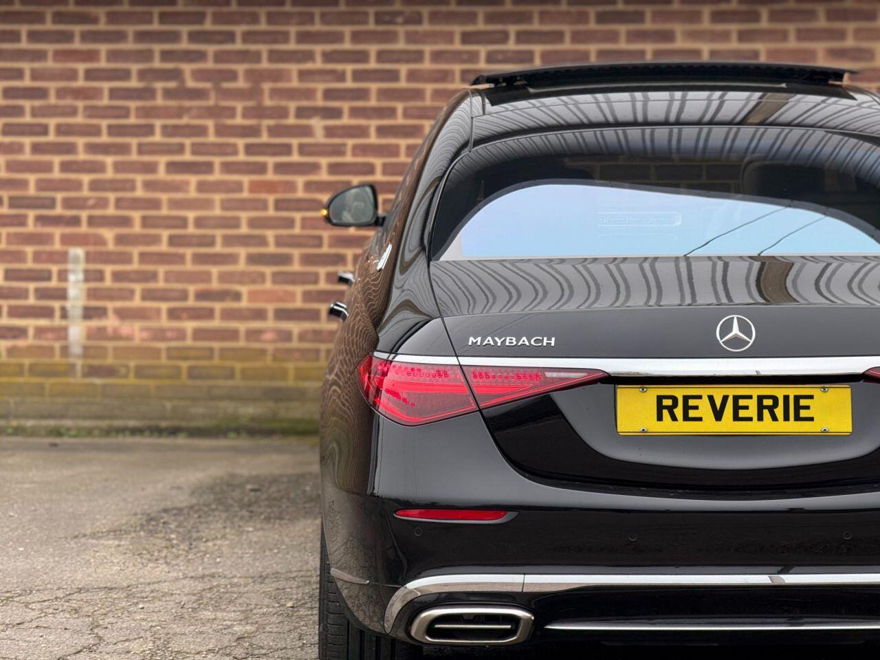 Mercedes-Benz S-Class view 93