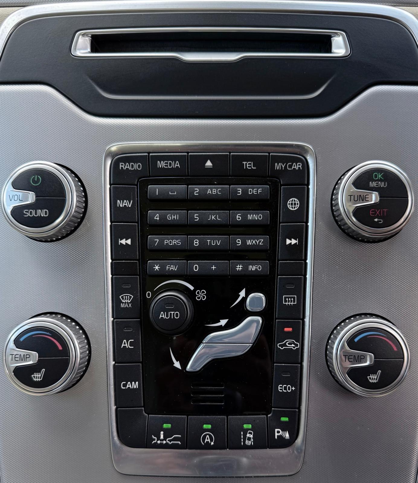 Volvo S80 view 61