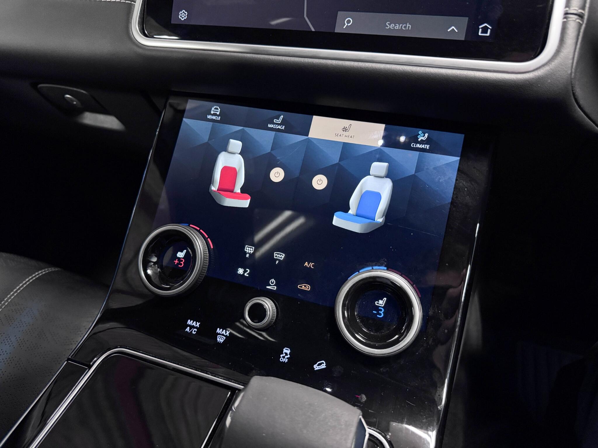 Land Rover Range Rover Velar view 35