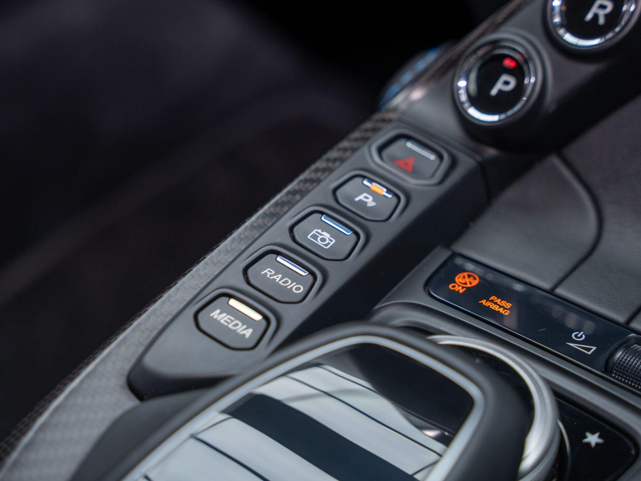 Aston Martin Vantage view 16