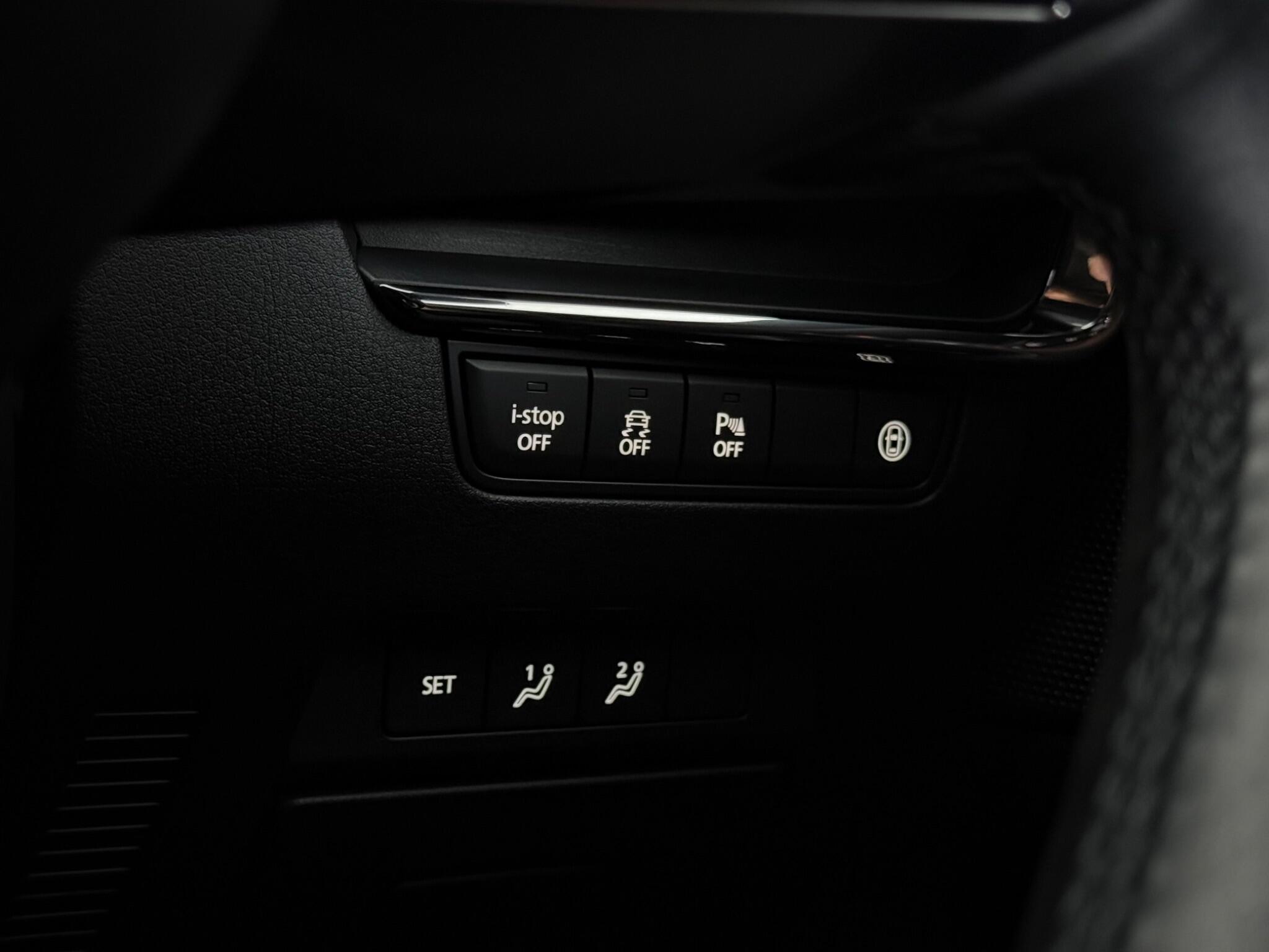 Mazda Mazda3 view 18