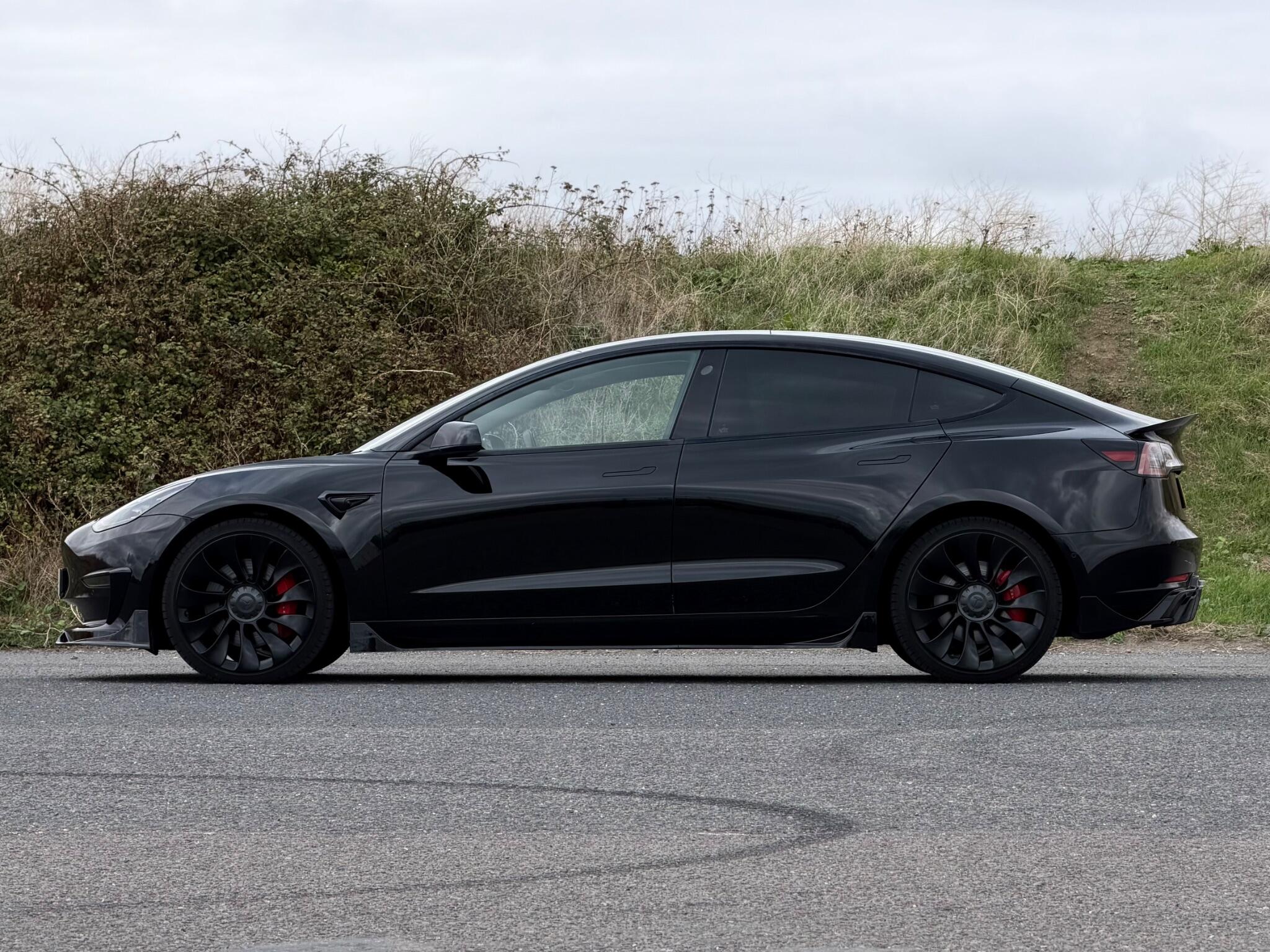 Tesla Model 3 view 45