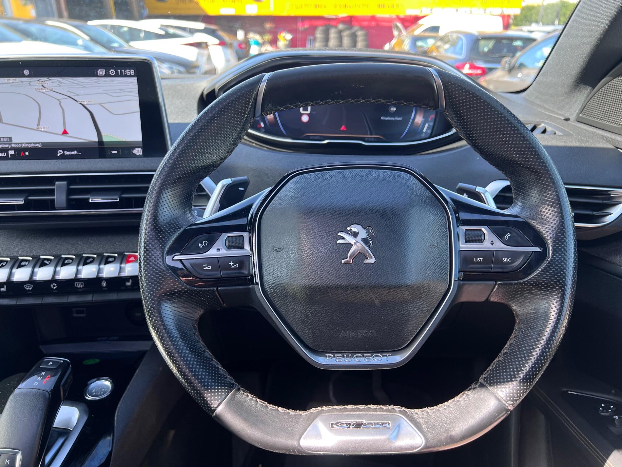 Peugeot 3008 view 19