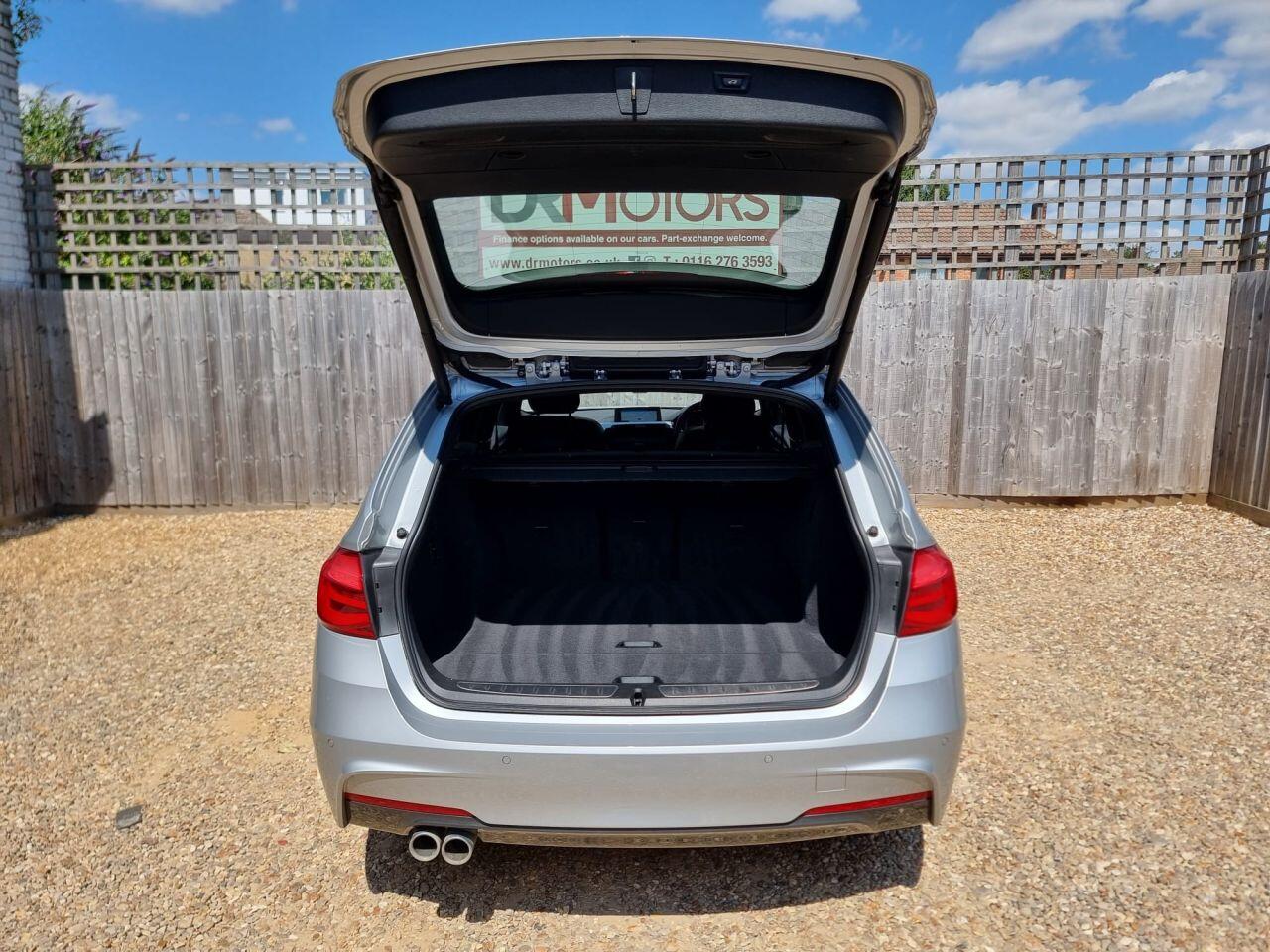 BMW 3 Series view 42