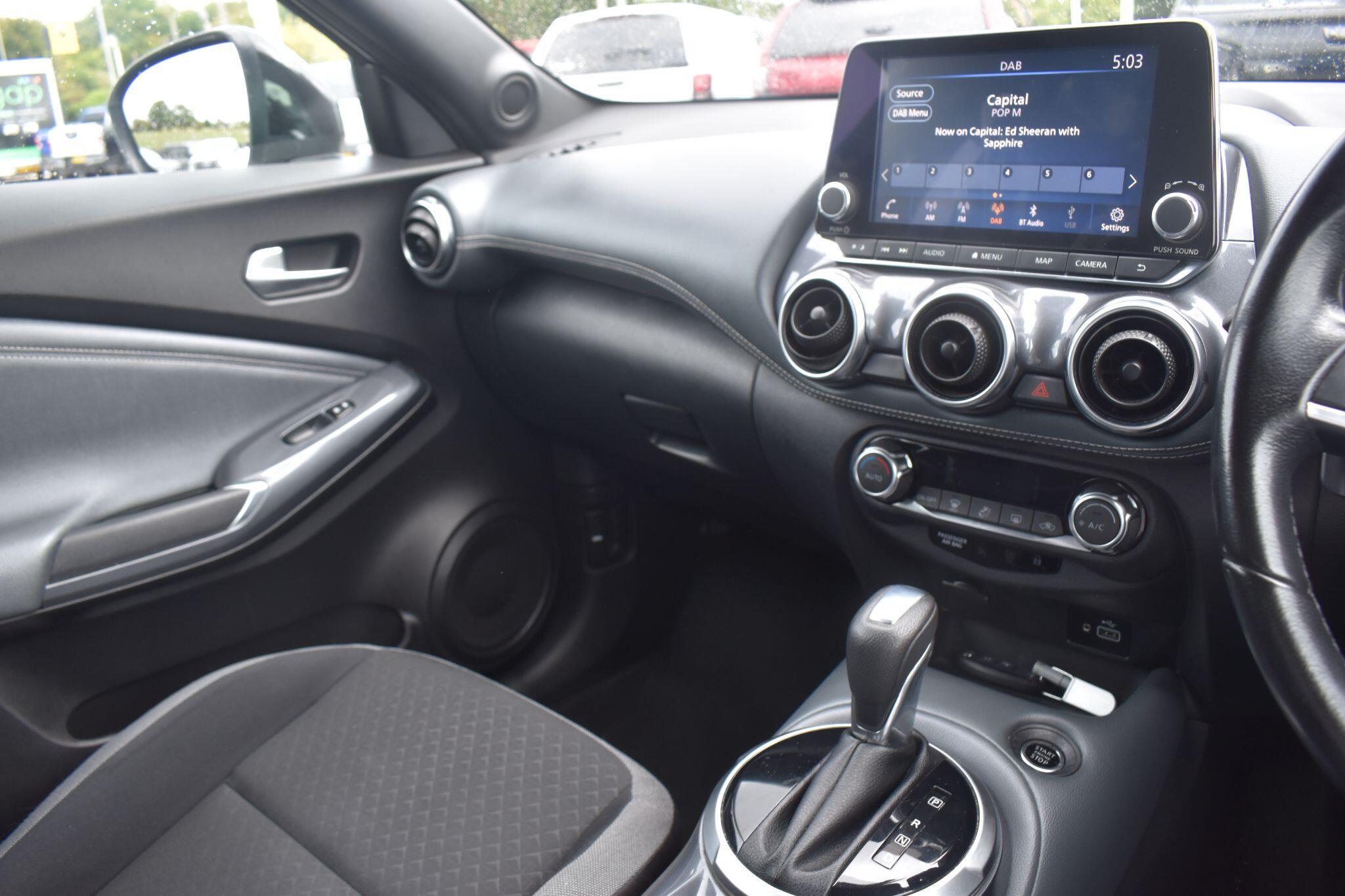 Juke - 1.0 DIG-T N-Connecta DCT Auto Euro 6 (s/s) 5dr - Image 18