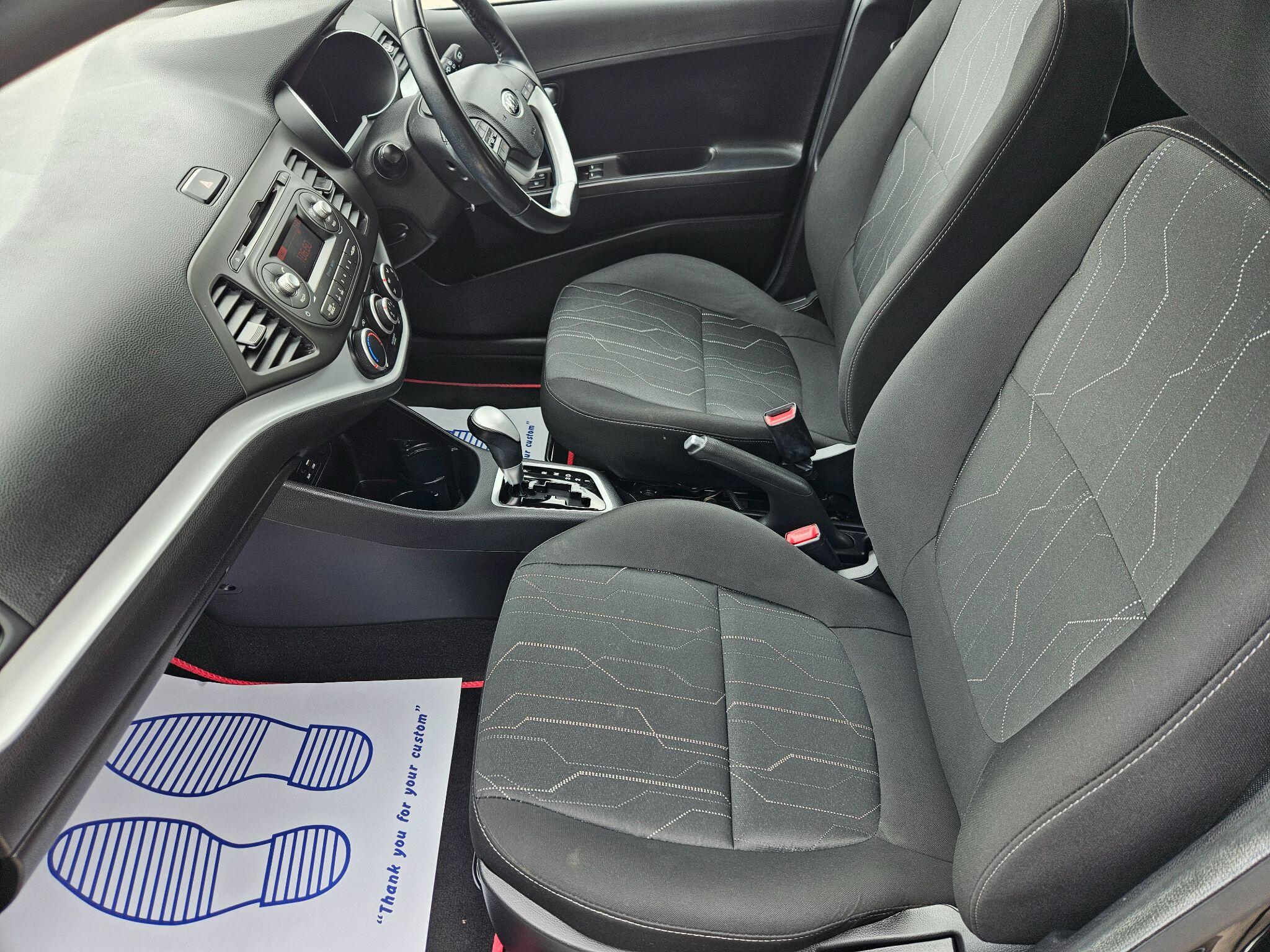 2016 Kia Picanto image 16